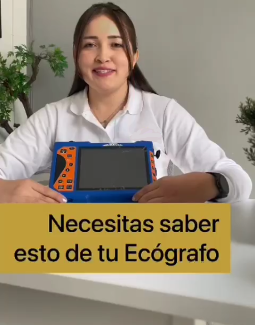 国外客户使用牛用B超机检测妊娠