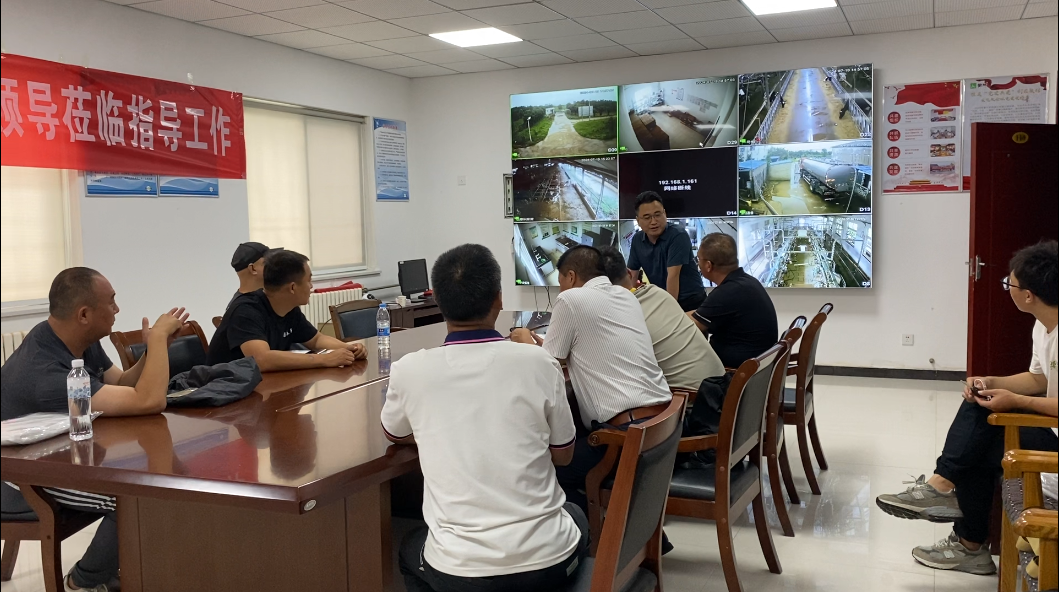 到牛场参观实践